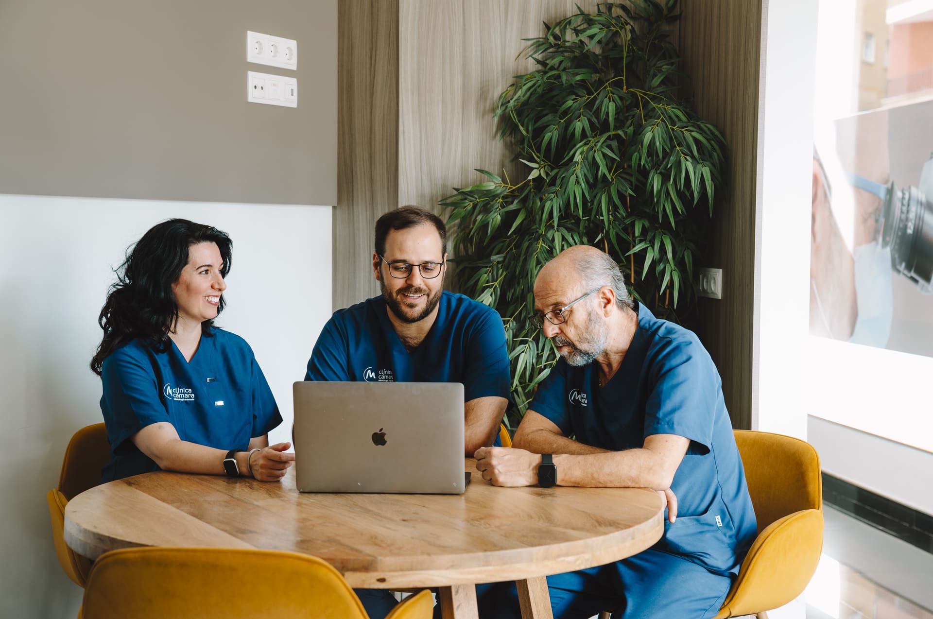 clinica-camara-inicio-nosotros-2